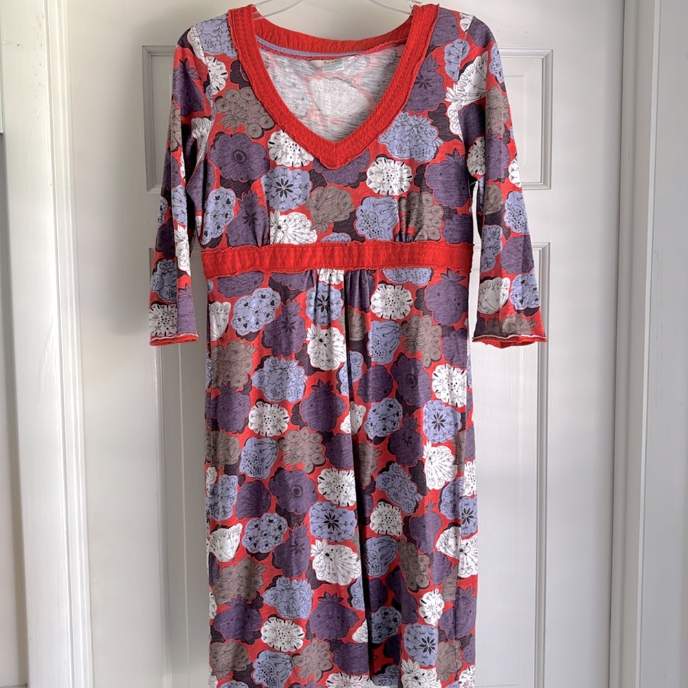 Boden knit tunic dress with 3/4 sleeve.